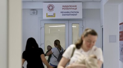Фото: Футболка з автографом Роналду і стрази з рукавичок Джексона: у Львові проведуть благодійний аукціон для UNBROKEN KIDS
