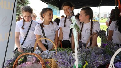Фото: У львівських школах буде 23 соціальних бізнеси, які розвиватимуть учні (відео)