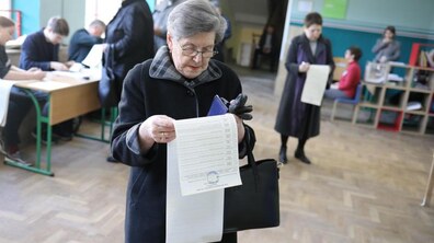 Фото: За оперативними даними, всі виборчі дільниці у Львові працюють