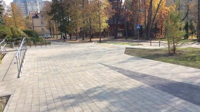 Фото: На вул. Генерала Чупринки облаштували новий громадський простір