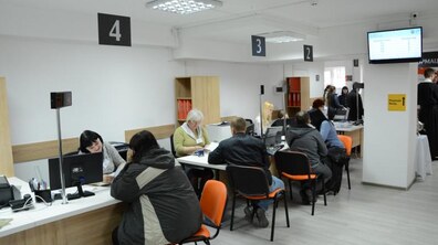 Фото: Відтепер послуга з оформлення та видачі паспортів у формі ID-картки доступна у ЦНАПах Львова