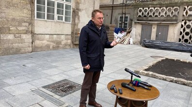 Фото: Мерія Львова закликає мешканців носити з собою документи, які засвідчують особу