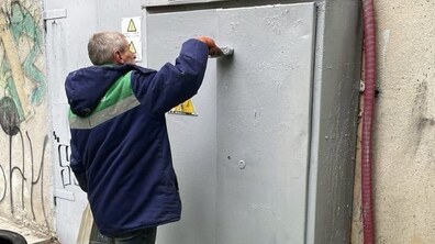 Фото: Львівсвітло просить мешканців повідомляти поліцію, якщо стали свідками пошкодження електричних шаф