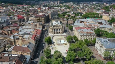 Фото: Безкоштовні екскурсії та акції в готелях: туристів запрошують до Львова на День туризму