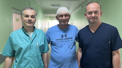 Фото: Львівські медики видалили гігантську пухлину мозку 53-річному чоловіку, який готувався їхати на фронт