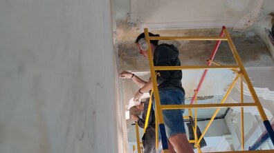 Фото: У Львові фахівці показують як правильно реставрувати історичні стінописи і з чого починати процес (відео)