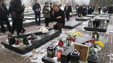 Фото: У Львові вшанували Героїв Небесної Сотні та Героїв подій під Дебальцевим