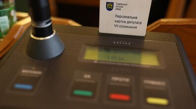 Фото: Сесія підтримала петицію про забезпечення транспортного сполучення житлового масиву «Пасічний» з іншими частинами міста