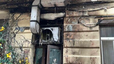 Фото: Загоряння на вул. Крива Липа ліквідували: ймовірно, загорівся кондиціонер