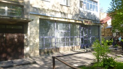Фото: Продаються приміщення першого поверху на вул. Торф’яній, 23