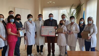 Фото: Неонатології міської дитячої лікарні благодійники подарували життєво важливе медичне обладнання