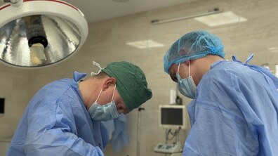 Фото: Було уражено 25% поверхні тіла: львівські лікарі врятували дівчину з важкими опіками