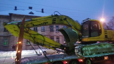 Фото: На вул. Кульпарківській тривають аварійно-відновлювальні роботи: тролейбусні маршрути № 22, 29 та 30 курсують зі змінами