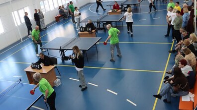 Фото: Директори шкіл та садочків у Львові позмагалися у грі у теніс