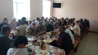 Фото: Небайдужих просять допомогти організувати для бездомних людей Великодній обід
