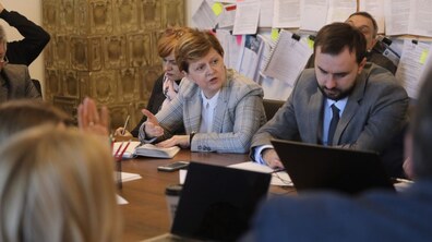 Фото: Ірина Маруняк про роботу комунальних підприємств, миття вулиць, дезінфекцію транспорту та ремонтні роботи в час карантину