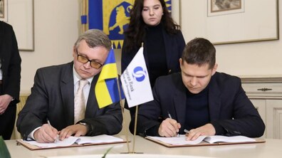 Фото: ЛКП «Львівелектротранс» підписало кредитний договір з ЄБРР щодо закупівлі 50 нових тролейбусів