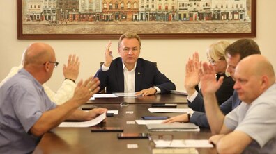 Фото: Виконавчий комітет прийняв рішення «Про встановлення ЛКП „Виробничо-реставраційний комбінат обрядових послуг“ тарифів на ритуальні послуги»