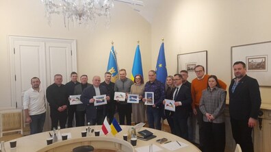 Міський голова Андрій Садовий, перший заступник міського голови Львова Андрій Москалкенко та учасники делегації Вармінсько-Мазурського воєводства під час зустрічі у Ратуші