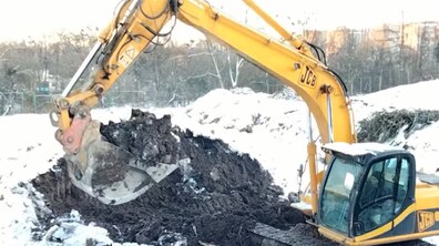 Фото: У Львові тривають земельні роботи під будівництво нового корпусу ліцею № 80