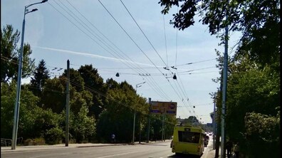 Фото: На вул. Кульпарківській продовжують реконструкцію тролейбусної лінії за кошти ЄБРР