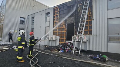 Фото: У центрі «Незламні матусі» сталася пожежа: загорання ліквідували, ніхто не постраждав (відео)