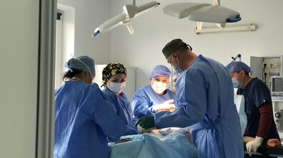 Фото: У львівській лікарні одразу після народження прооперували немовля з вродженою вадою кишківника