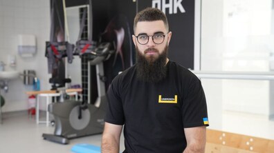 Фото: У Центрі НЕЗЛАМНІ відновлюють ногу бойовому медику
