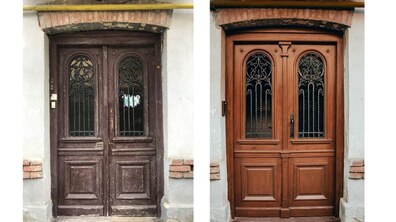 Фото: Реставратори відновили історичні двері на вулиці Котляревського