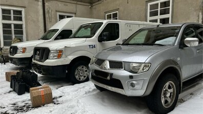 Фото: Допомога ЗСУ: Львів передав військовим авто, дрони, прожектори та портативні електростанції