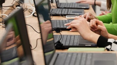Фото: Як побудувати ефективний бізнес: набір сотні учасників на безкоштовну навчальну програму від уряду Великої Британії
