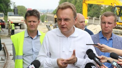 Фото: На вул. Замарстинівській відновили роботи, завтра також починають ремонт вул. Просвіти