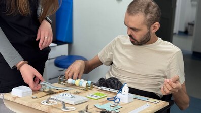 Фото: Два місяці у комі: ворожий снаряд розірвався прямо біля обличчя захисника