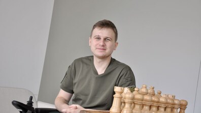 Фото: Завдяки реконструктивній операції, в центрі НЕЗЛАМНІ зберегли ногу 28-річному військовому