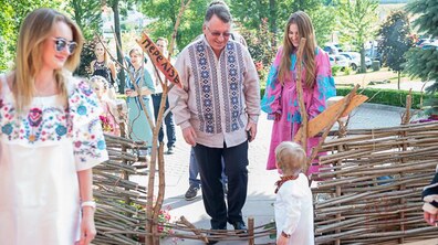 Фото: Учасники «Перелазу» задекларували близько чотирьох мільйонів гривень на підтримку талановитих студентів УКУ