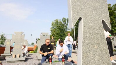 Фото: У День Незалежності України Львів вшанував полеглих Героїв