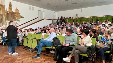 Фото: Директори львівських шкіл обʼєднались, щоб вирішити конфлікт у школі №96