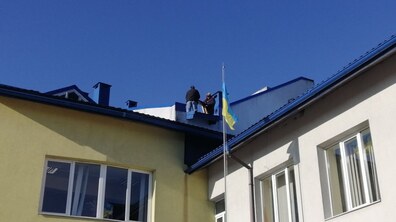 Фото: У Рясне-Руському ліцеї ремонтують дахову котельню