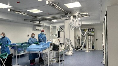 Фото: У Львові медики врятували життя 56-річній жінці, яка мала велику аневризму головного мозку