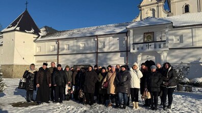 Фото: Напередодні Різдва для батьків полеглих Героїв організували подорож до Унева
