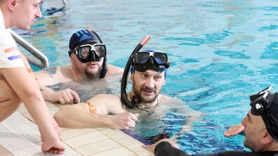 Фото: У Львові хорватські воїни навчають українських ветеранів дайвінгу