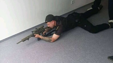 Фото: У Львові контролери проходять військовий вишкіл