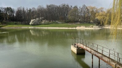 Фото: У Львові почали ліквідовувати витік води на Піскових озерах
