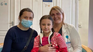 Фото: Львівські медики зробили унікальну операцію 9-річній дівчинці з рідкісною недугою