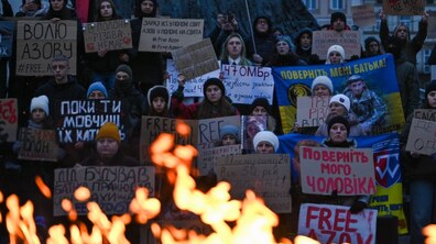 Фото: У Львові рідні військових, що у полоні, організували щемливі акції