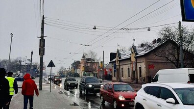 Фото: Сьогодні розпочинається реконструкція контактної мережі на вул. Кульпарківській за кошти ЄБРР