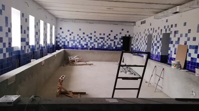 Фото: У трьох школах Львова капітально ремонтують басейни