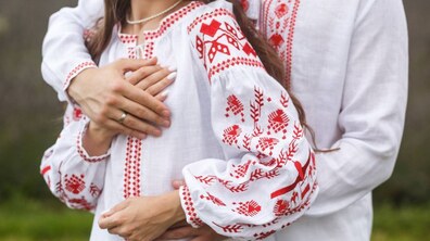 Фото: Львівські майстрині розповіли, як створювали вишиванки Bayraktar