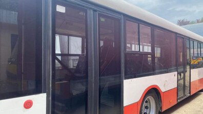 Фото: Львів передав ще два автобуси на потреби 125 бригади тероборони