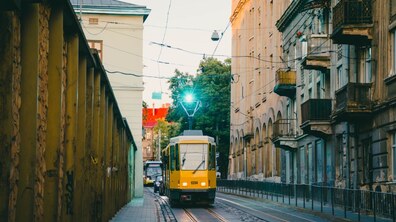 автор Володимир Караїм